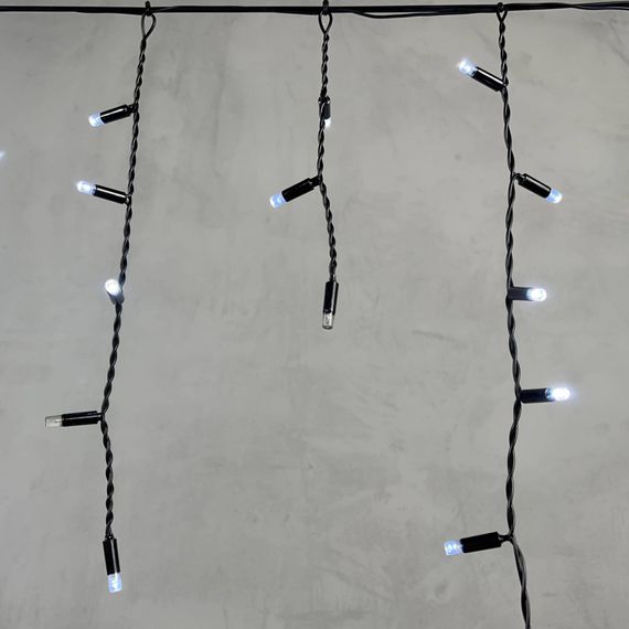 Светодиодная бахрома с колпачком 3,1*0,5 м., 120 холодных белых LED ламп, мерцание, черный провод ПВХ, IP65, LTC (PIL120BLWCAP-11-2W)