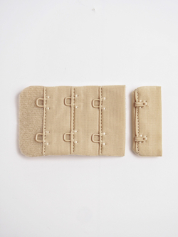 Застежка для бюстгальтера телесная с крючками 2х3