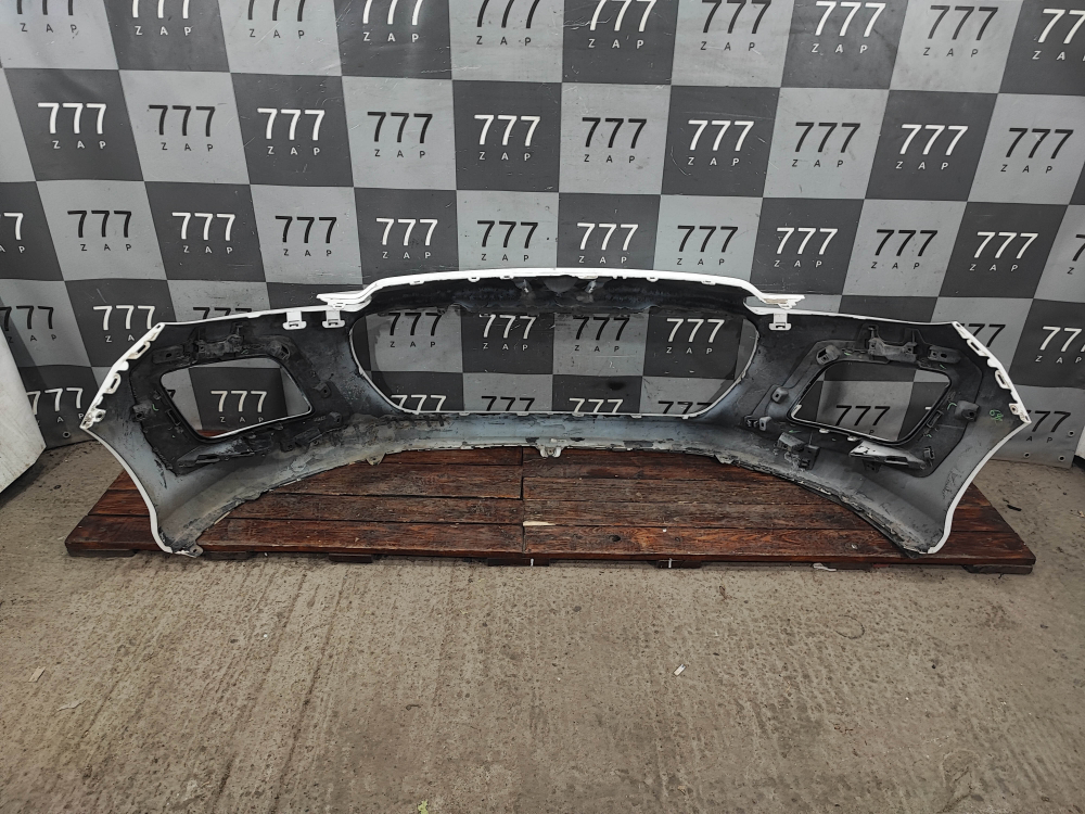 Бампер передний Peugeot 308 1 (T7) 11-15 Б/У Оригинал 7401XC