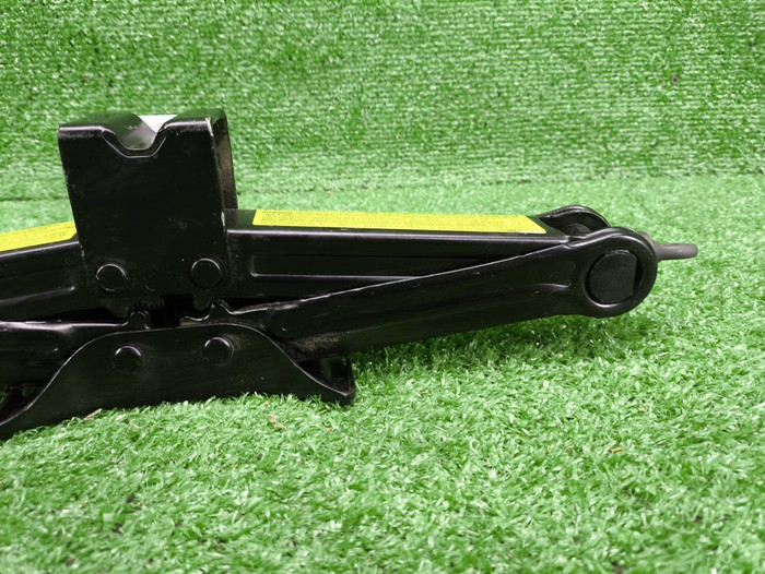 Домкрат Omoda C5 (2022-н.в.)