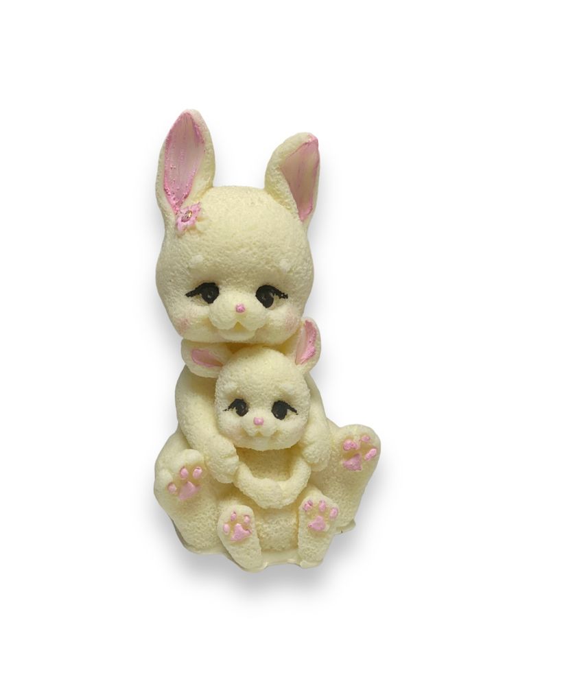 Фигурка из шоколадной глазури &quot;Кролик мама с малышом&quot; белая