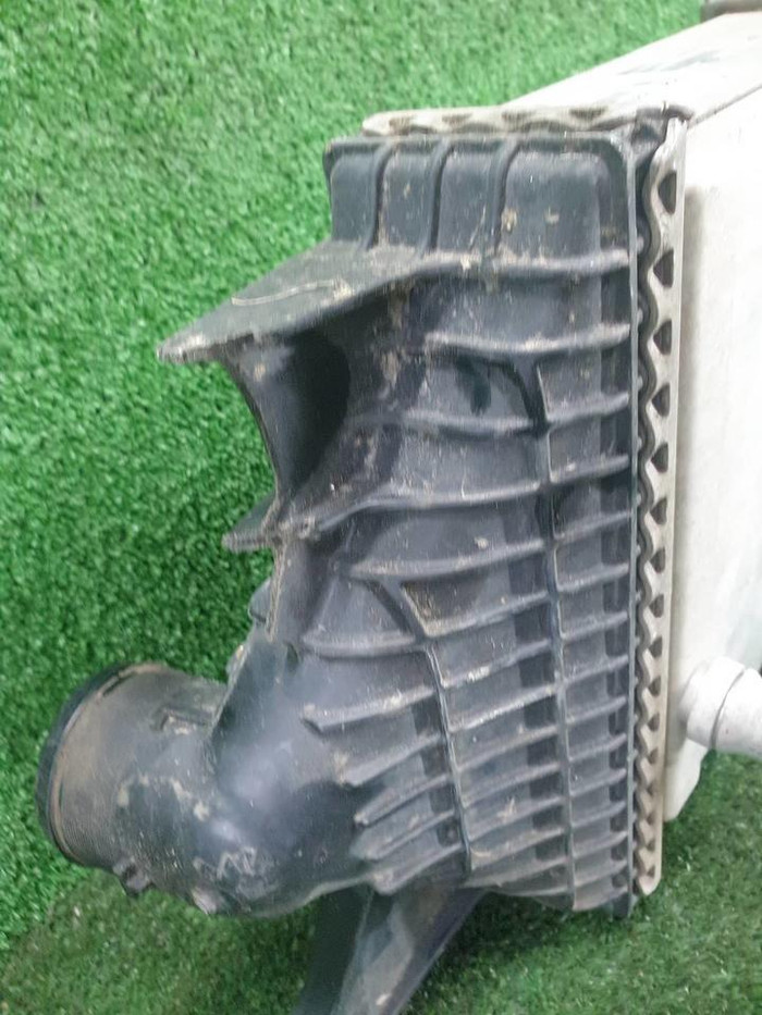 Интеркулер Range Rover Sport 2 (2013-2022)