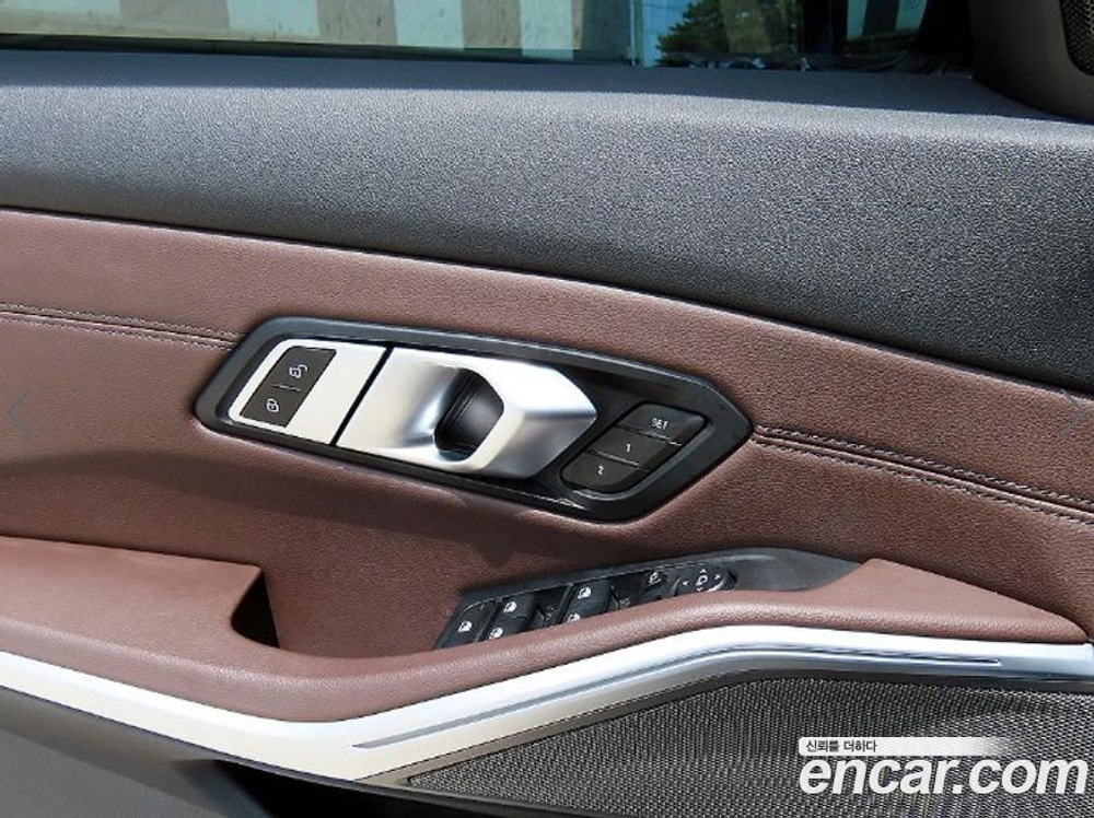 BMW 3 Series (G20) 320i Luxury (04.2020)