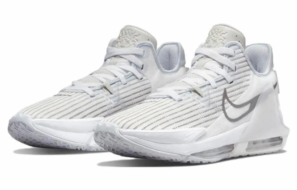 Кроссовки Nike Witness 6