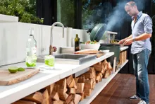 Керамический гриль Big Green Egg S Small (Малый), 33 см, с ножками