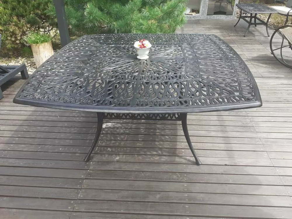 Стол из литого алюминия Conrad 8, бронзовый графит