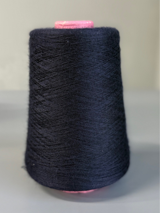 Пряжа Loro Piana Royal 2/58 (70% кашемир, 30% шелк), 2900 м/100 гр, синие чернила