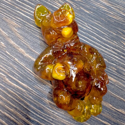 Магнит Свин с бабочкой