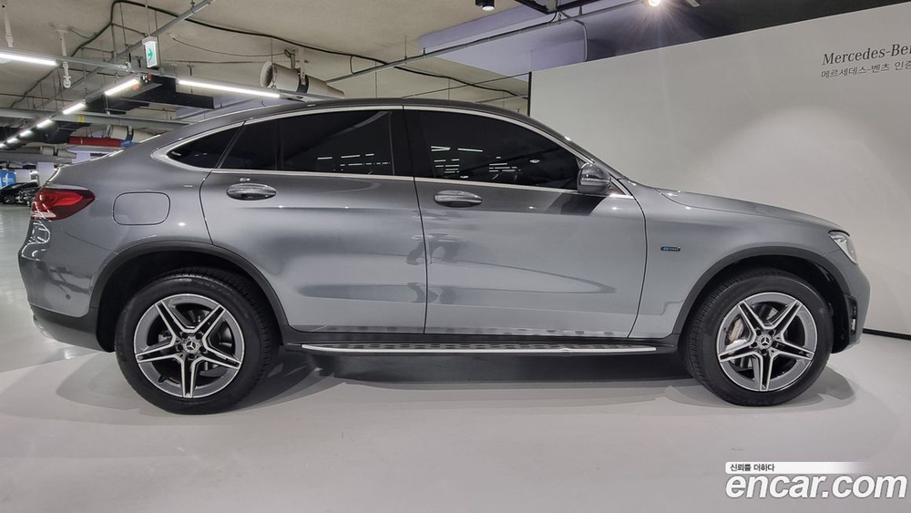 Mercedes-Benz GLC-Class X253 GLC300e 4MATIC Coupe (02.2021)