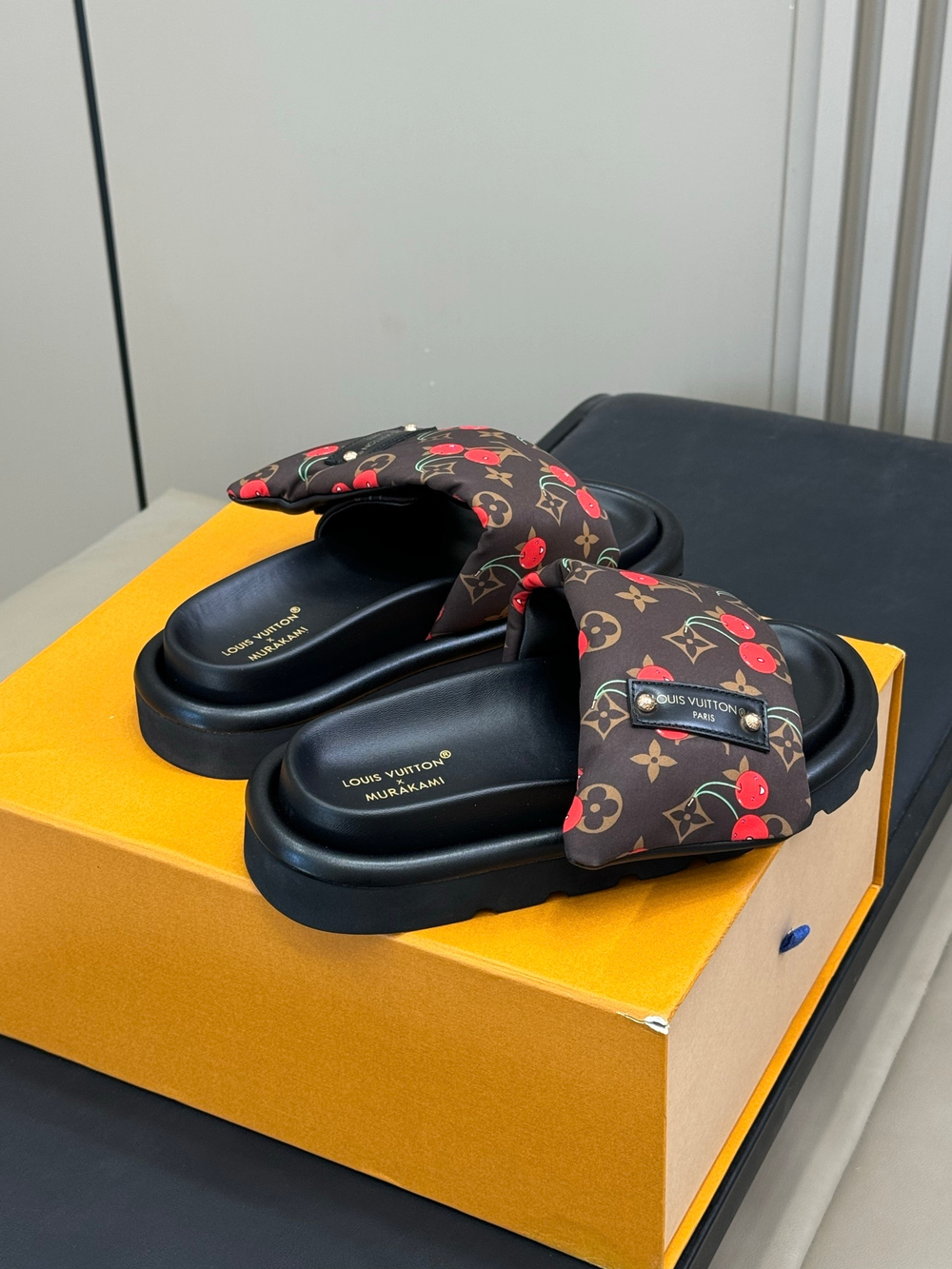 Louis Vuitton Pool Pillow Flat Comfort Mule (4 colors)