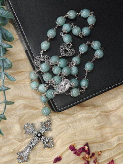 Розарий из бирманского нефрита