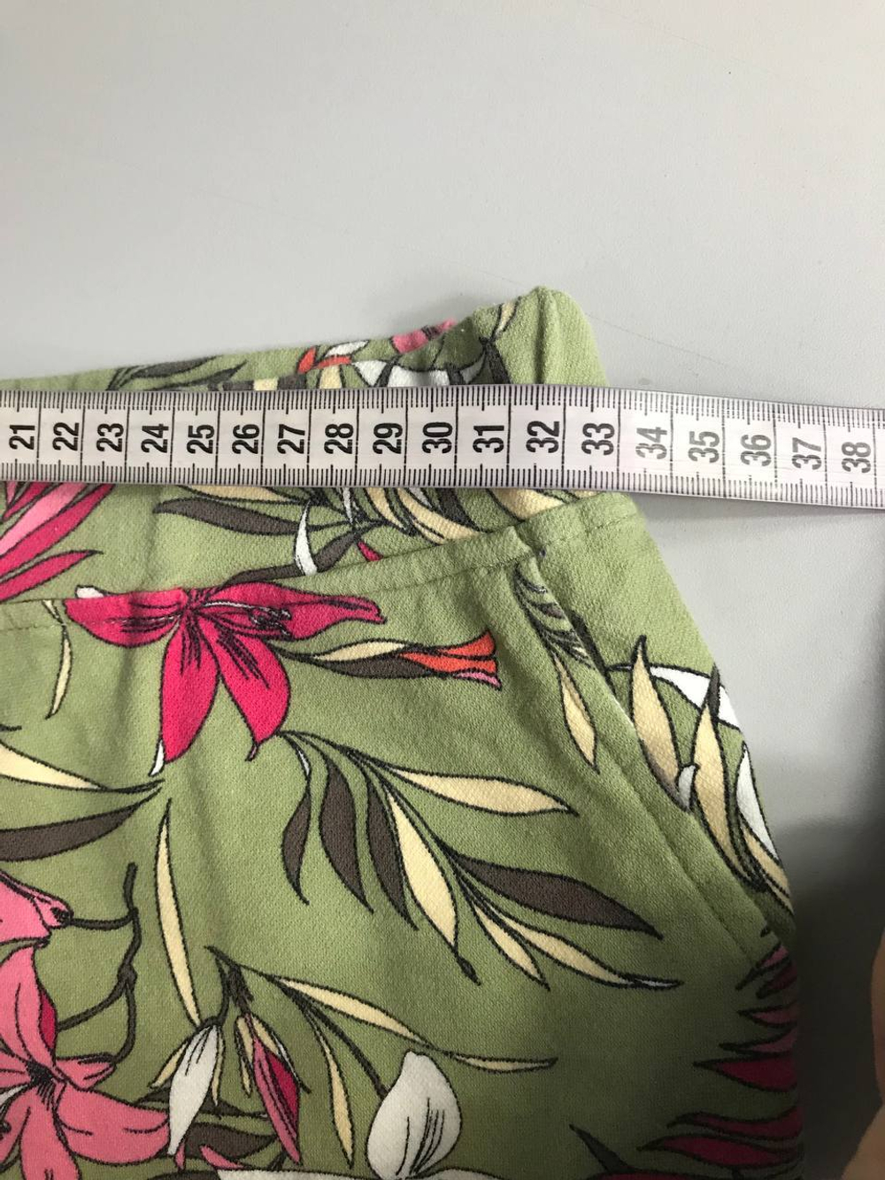 Шорты Oodji с яркой расцветкой, маркировка XS, визуально на 42 размер