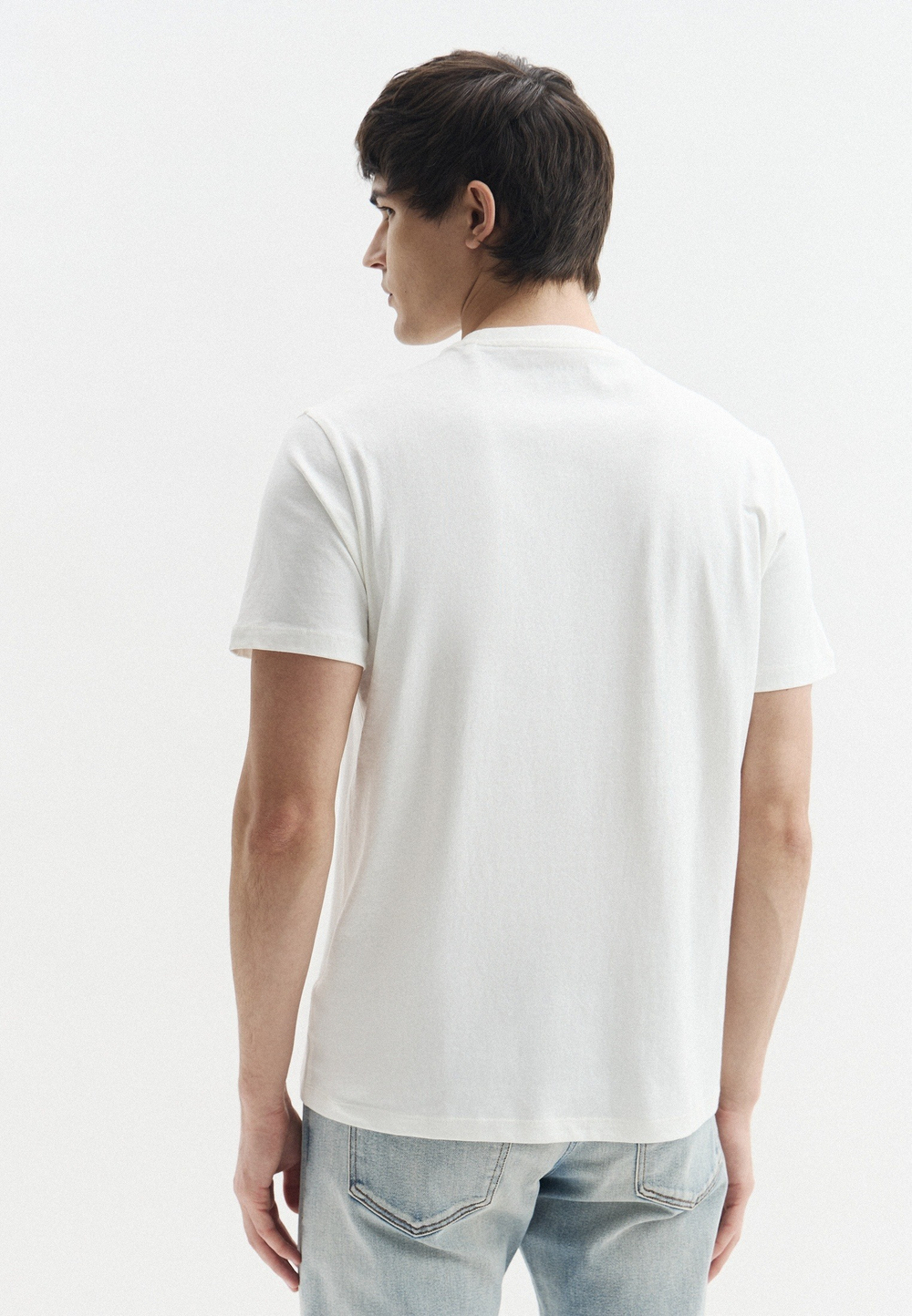 Футболка мужская GUESS