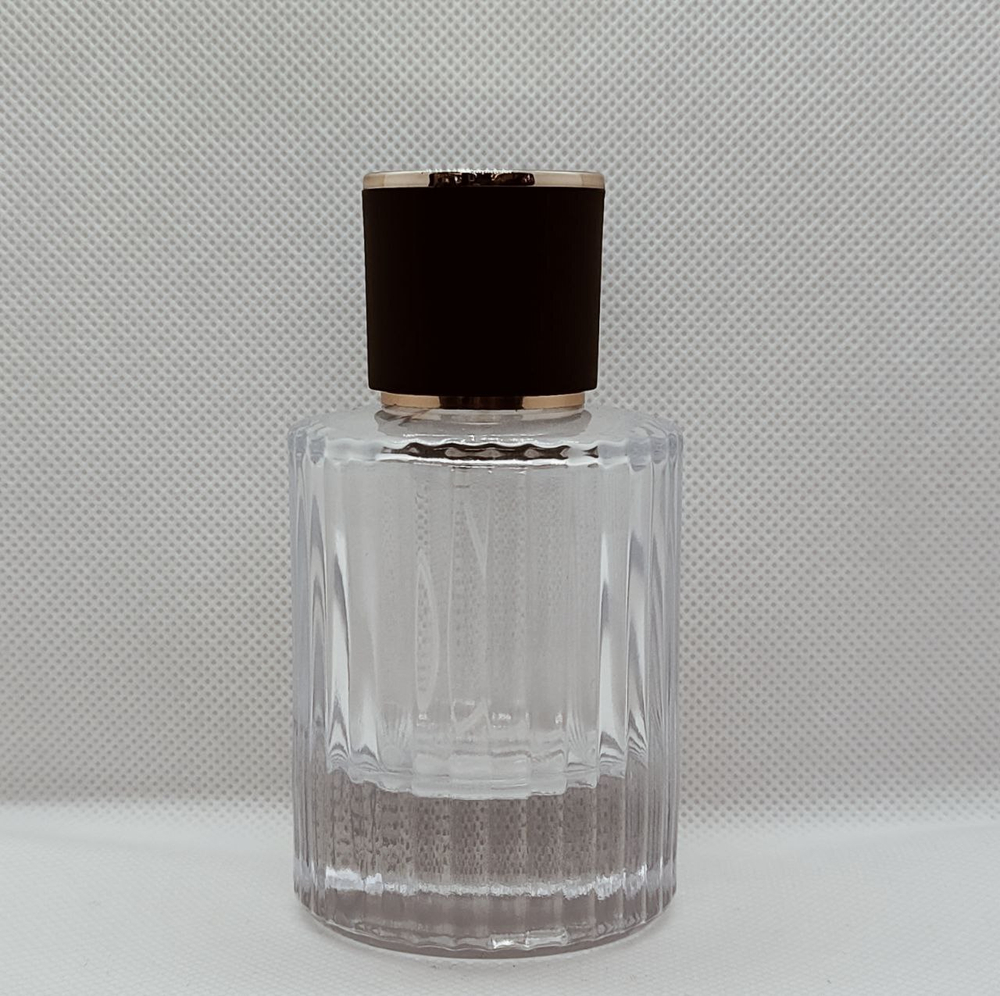 ZIELINSKI & ROZEN pink pepper, elemi, cinnamon, leather