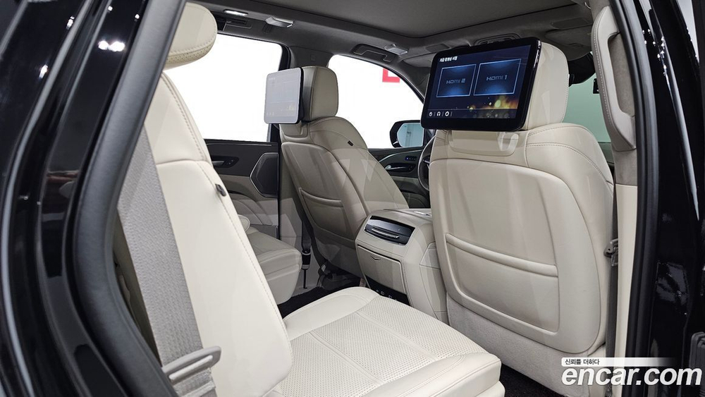 Cadillac Escalade 5 Generation 6.2 (07.2022)