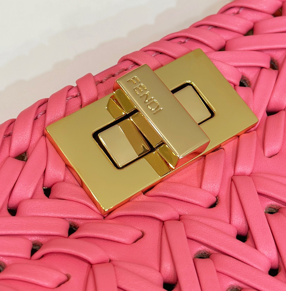 Fendi Peekaboo ISeeU Small 27 cm