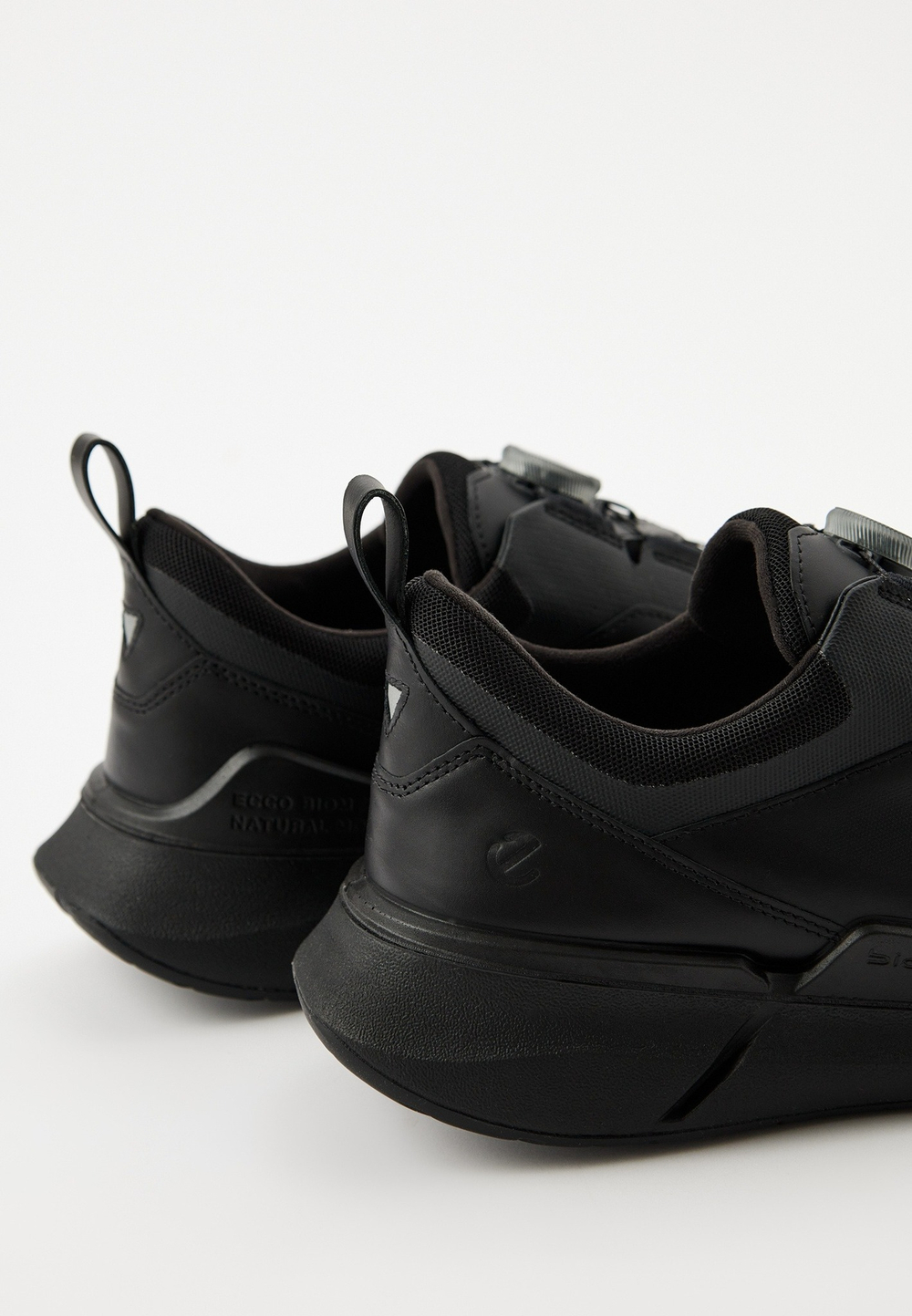 Кроссовки женские ASH IDOL FUR