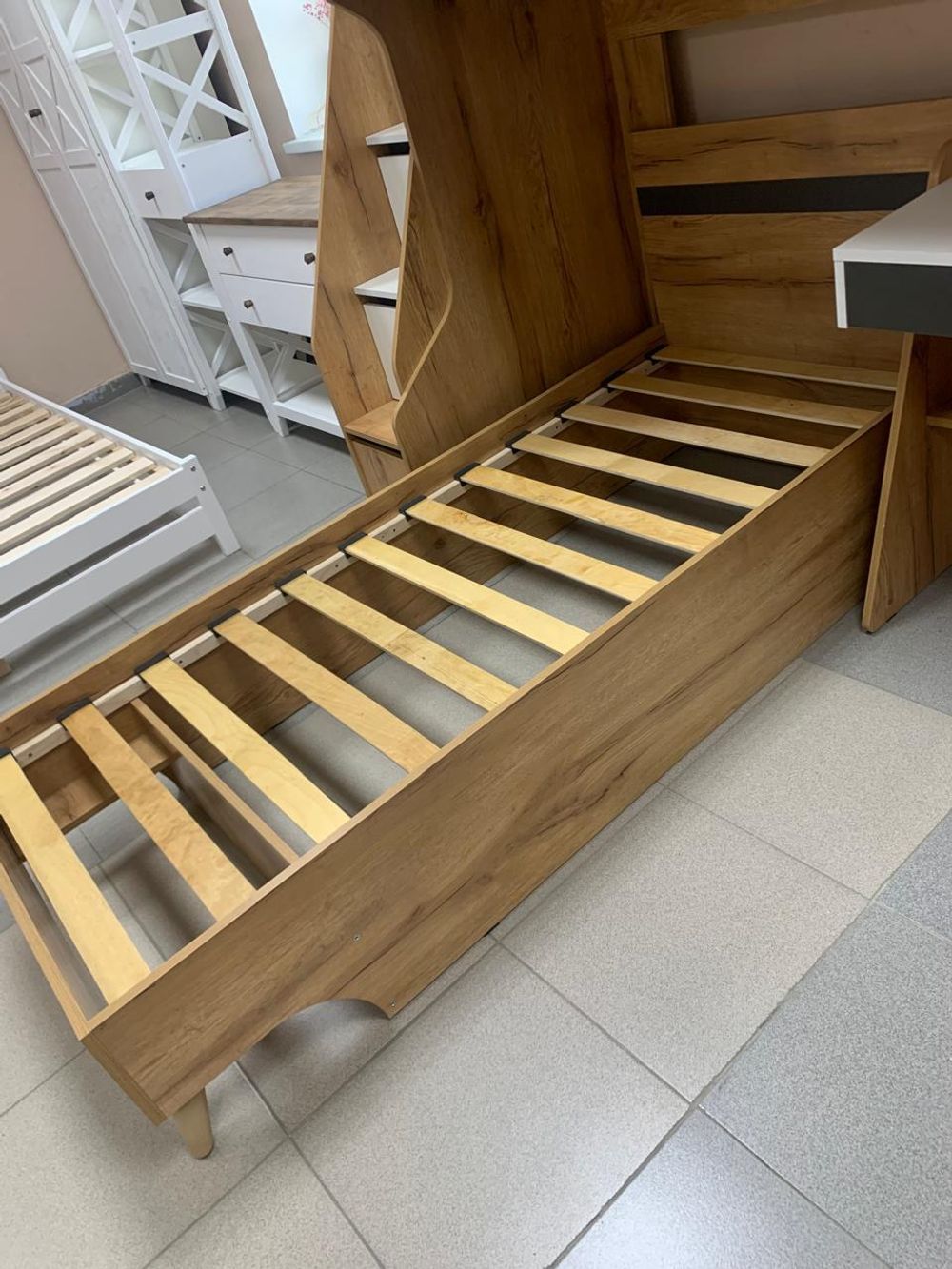 Уголок школьника Омега 3 кровать №1 800*1900