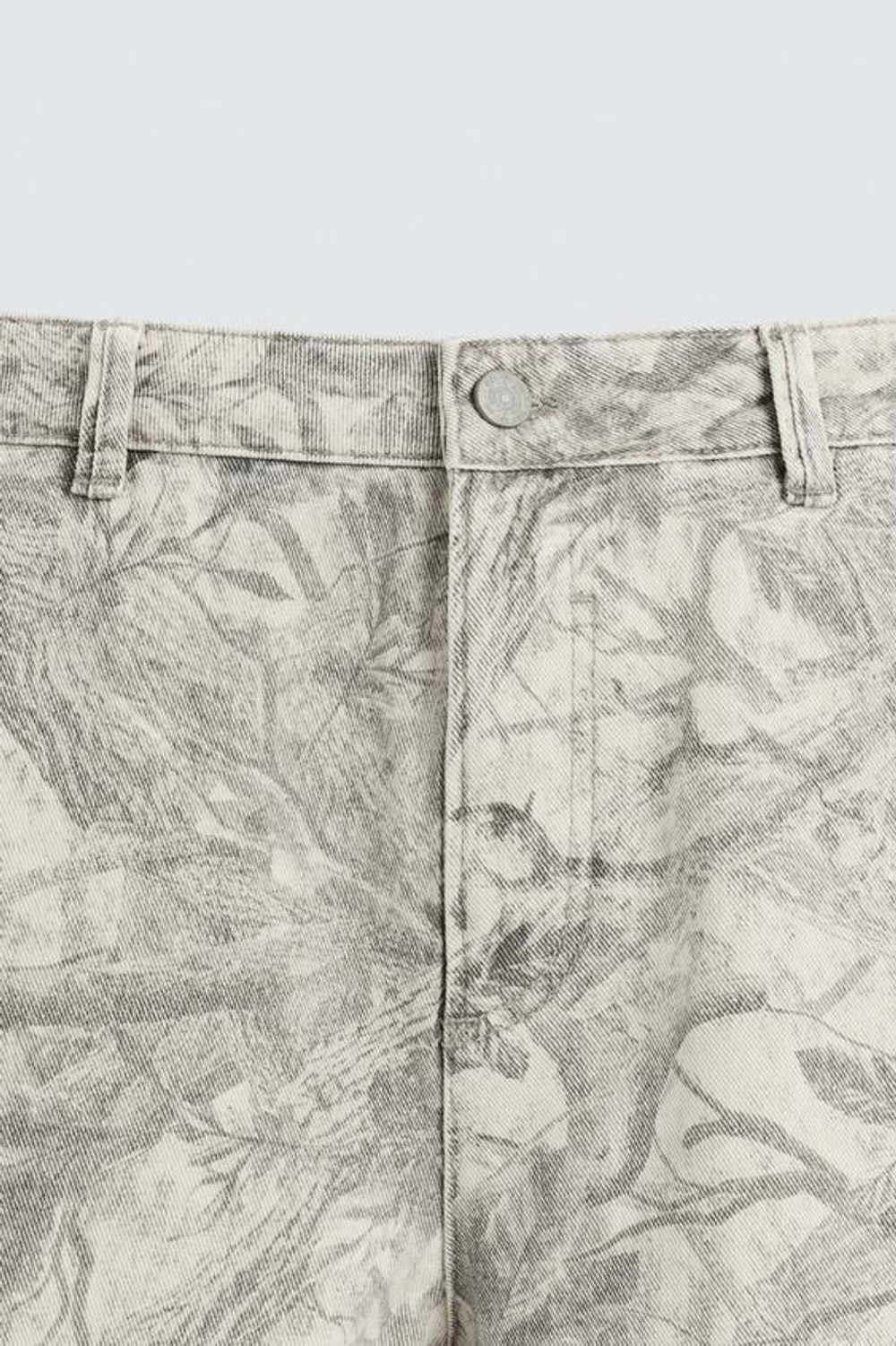 ZARA БРЮКИ КАРГО С АБСТРАКТНЫМ ПРИНТОМ, ЭКРЮ/СЕРЫЙ