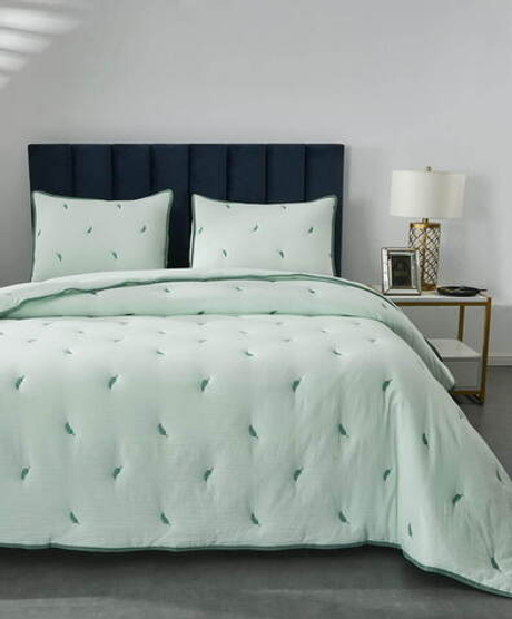 Покрывало 230x250 и 2 наволочки 50х70 Sofi De MarkO Эрика светло-зеленое