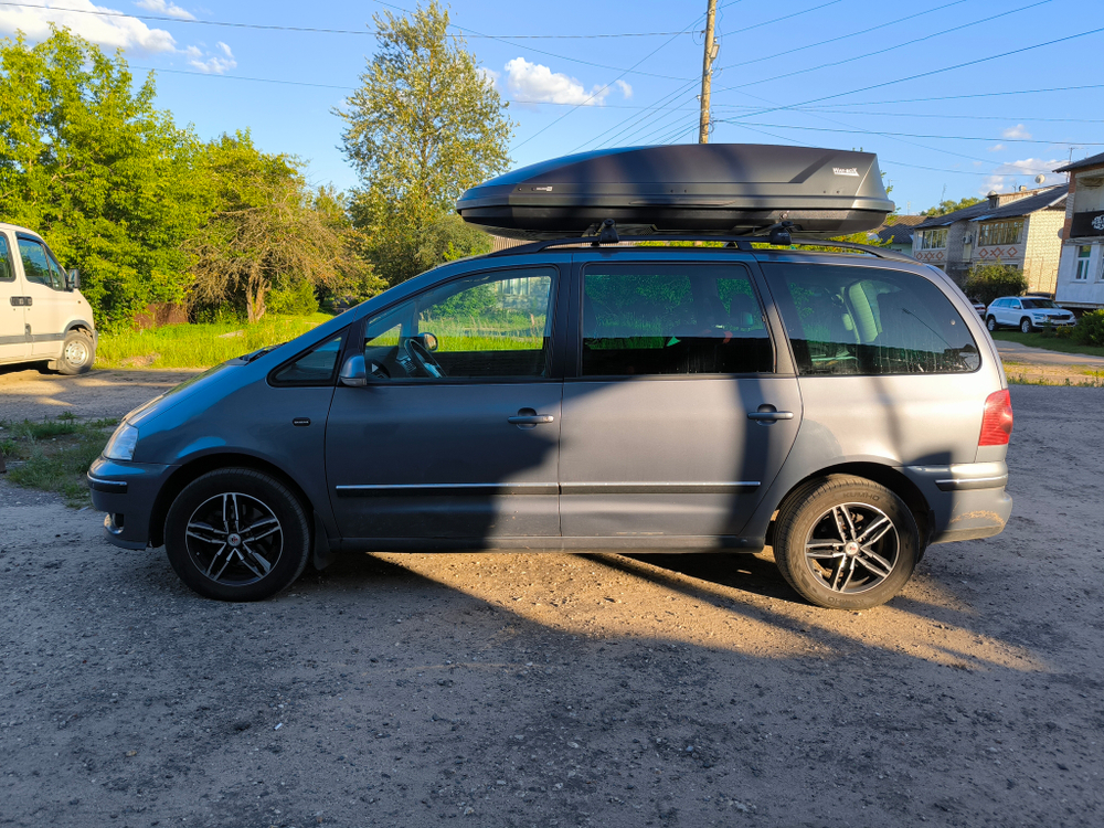 Автобокс Way-box Gulliver 700 на Volkswagen Sharan