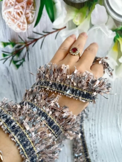 Тесьма с бахромой твидовая букле травка 35мм (1,5м в уп)