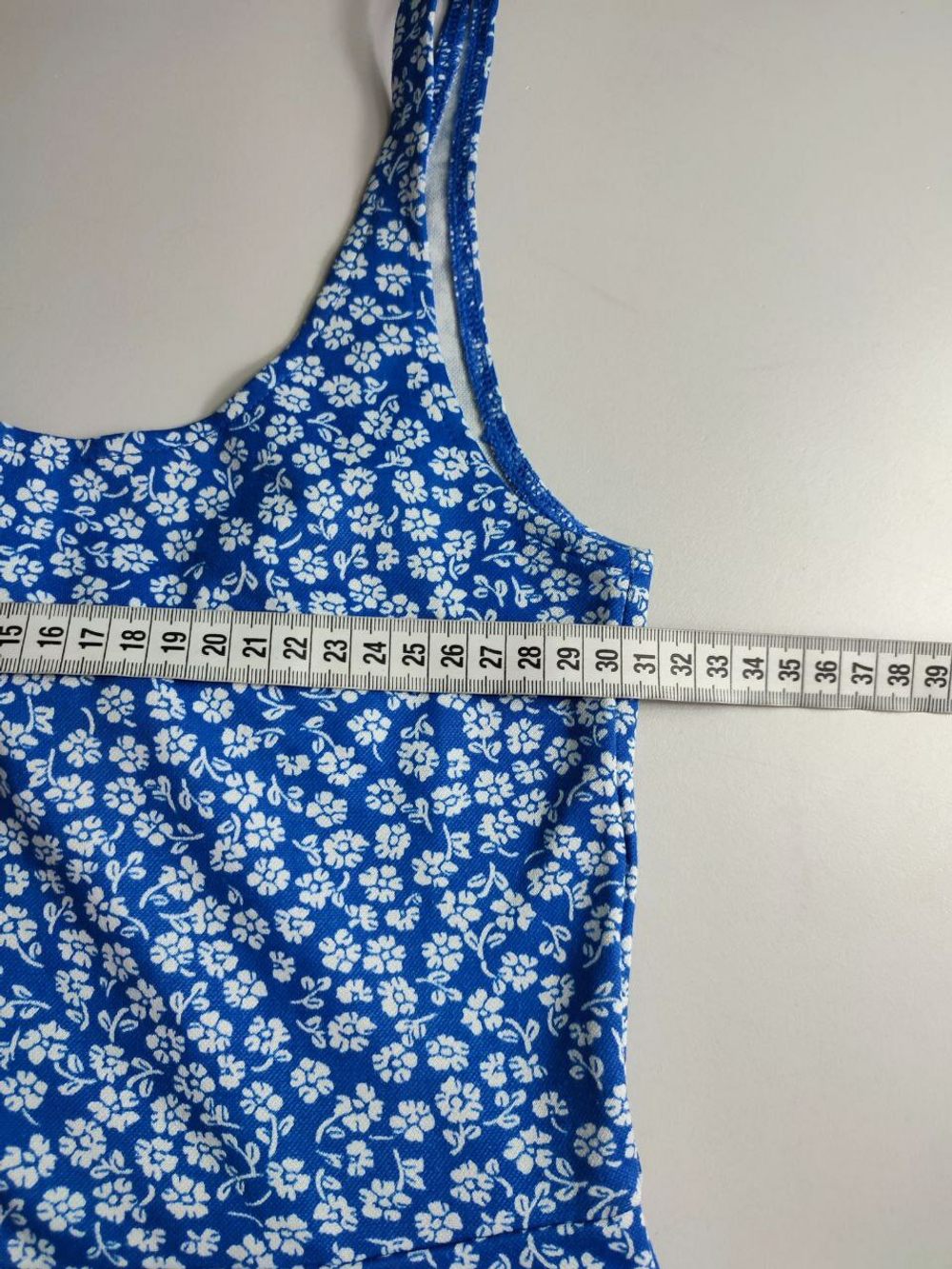 Платье H&M летнее с принтом 40 размер