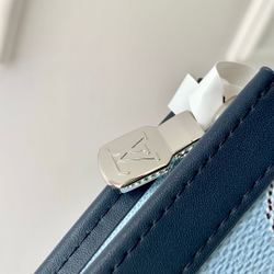 Louis Vuitton Pochette Voyage MM