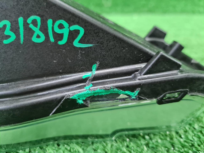 ПТФ правая BMW X5 G05 (2018-2023)