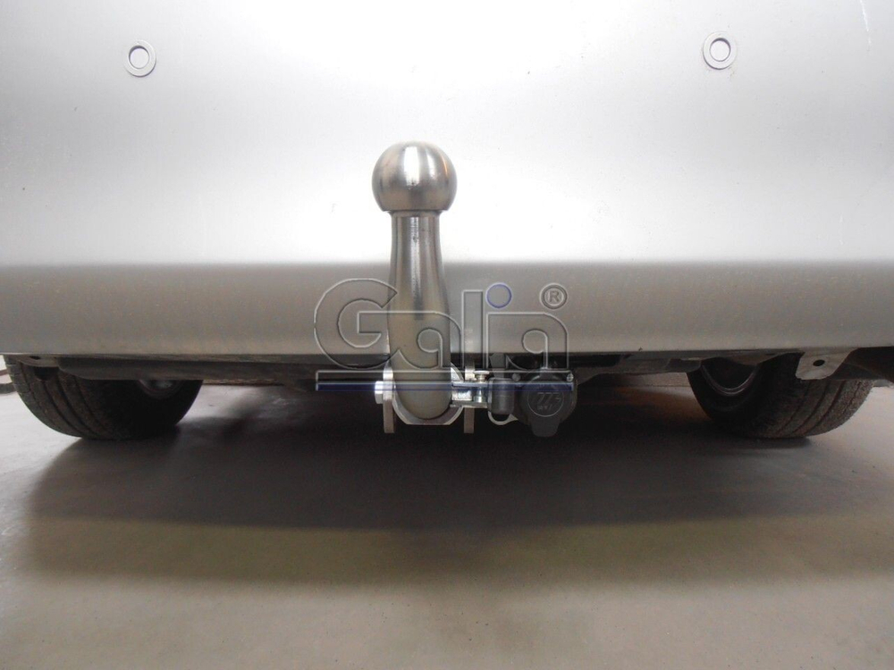 Фаркоп оцинкованный Galia T060A для Toyota Corolla седан 2007-2013(паспорт и сертификат в комплекте)(без электрики)
