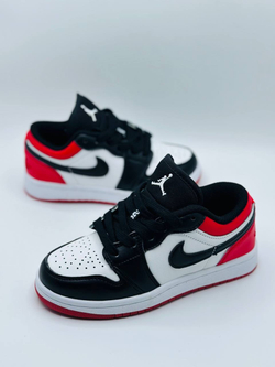 Детские кроссовки Nike Air Jordan Low