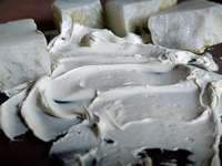 Кальцит в масляных красках: влияние на свойства и техника применения