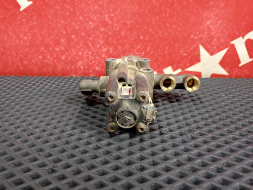 Клапан ускорительный