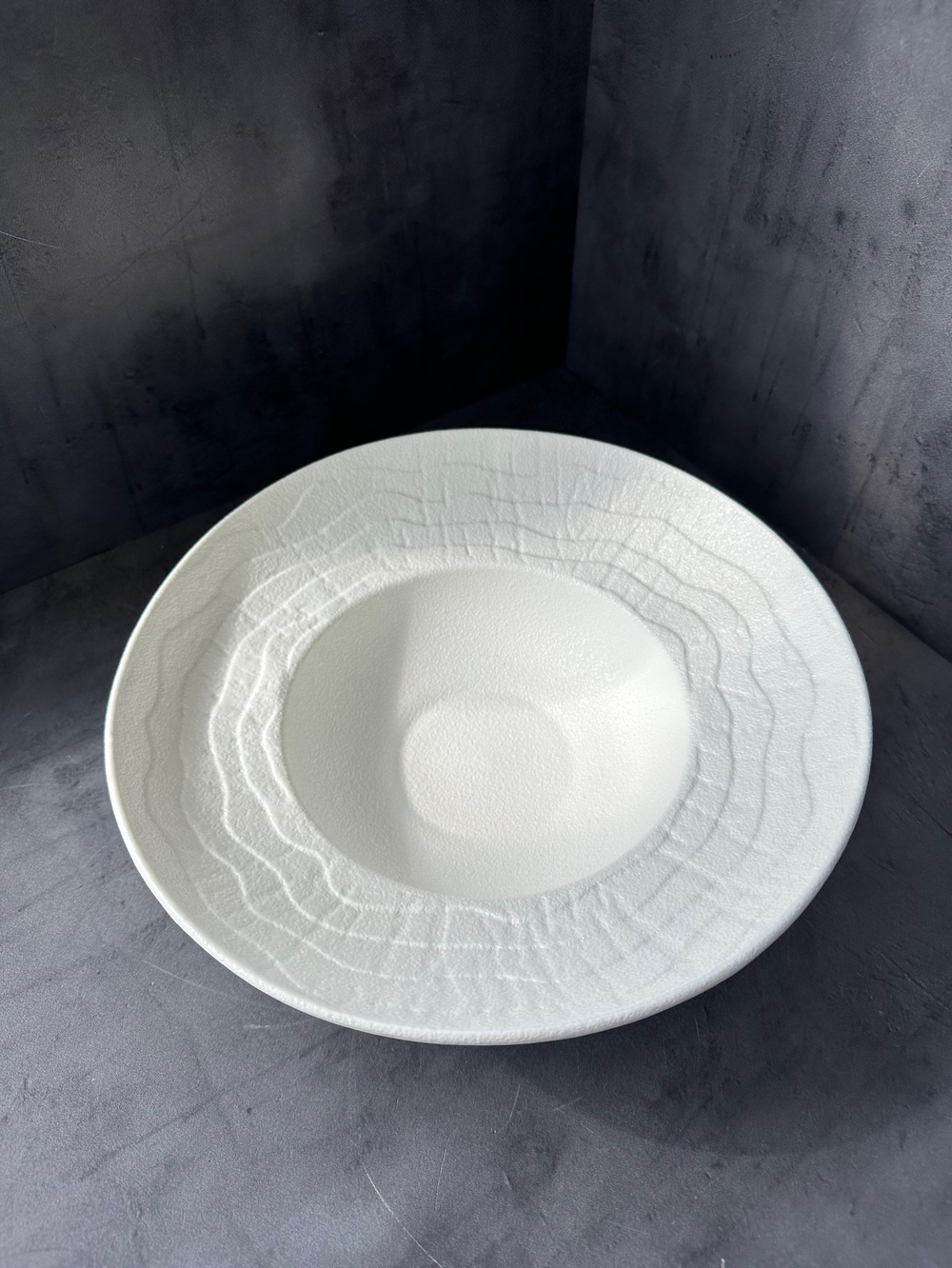 Тарелка для пасты,супа,салата d=27см, h=5,5 cм, 350 мл, серия "White Raw Wood" P.L. - ProffCuisine