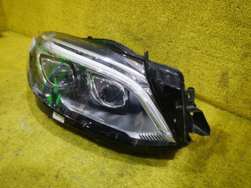 Фара правая Mercedes GLE W166 (2015-2018) LED