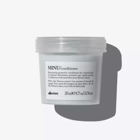 Кондиционер Davines MINU/Conditioner для блеска и стабилизации цвета окрашенных волос 250 мл