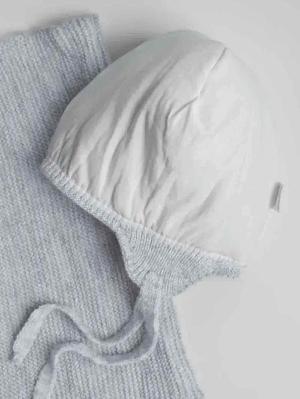 Шапка детская зимняя и снуд