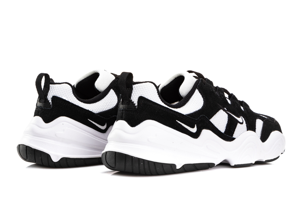 Nike Tech Hera (Black/White)