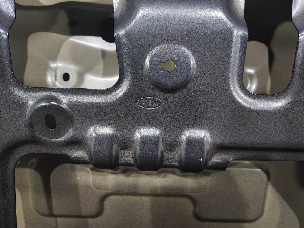 Крышка багажника Kia Mohave (HM) 19-нв Б/У Оригинал 737002J500