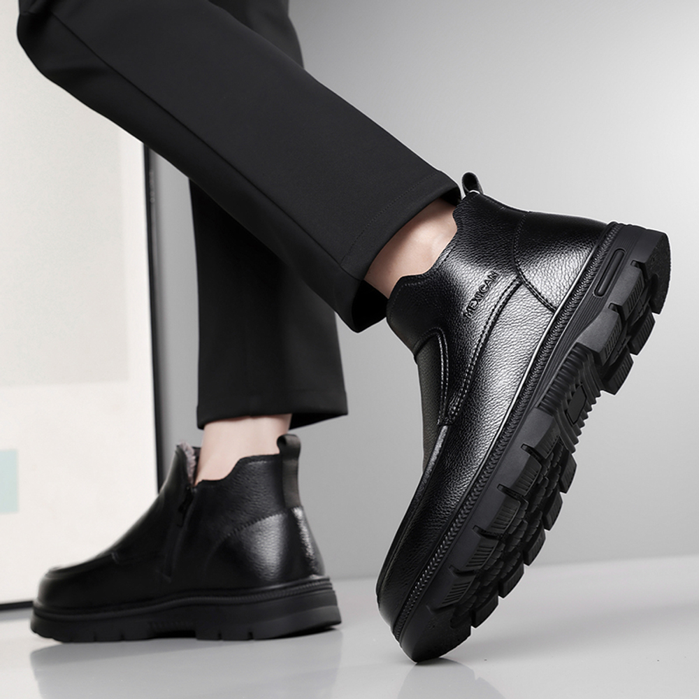 CHENGSHILUOTUO Elderly Insulated Shoes Men"s