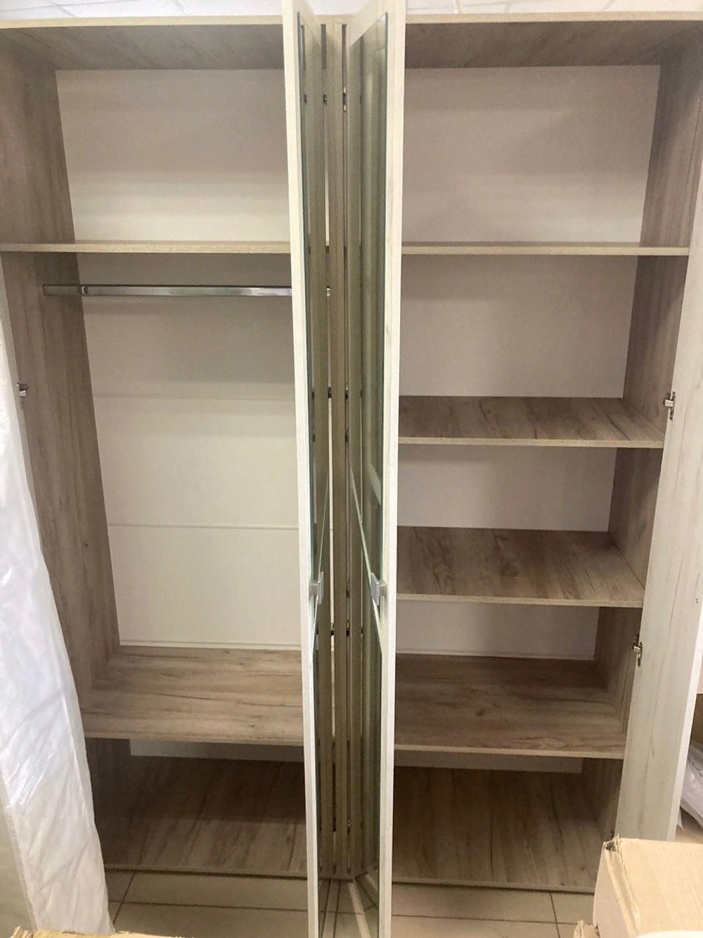 Шкаф 4-х створ. д/белья и одежды Ольга-17 дуб крафт серый/дуб крафт белый