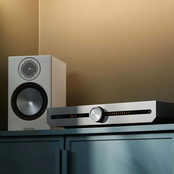 Roksan Attessa Integrated Amplifier Black