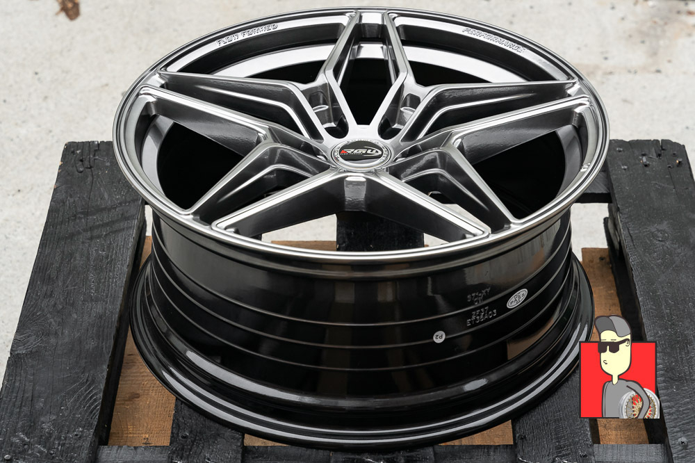 Комплект дисков Vossen EVO-1R 18x8 et35 5x108