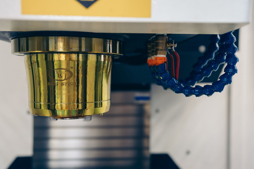 Вертикальный фрезерный обрабатывающий центр B-Power LV-855 10000 WP1