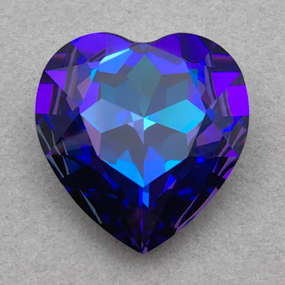 Swarovski 4827 Round Heart, Crystal Heliotrope F