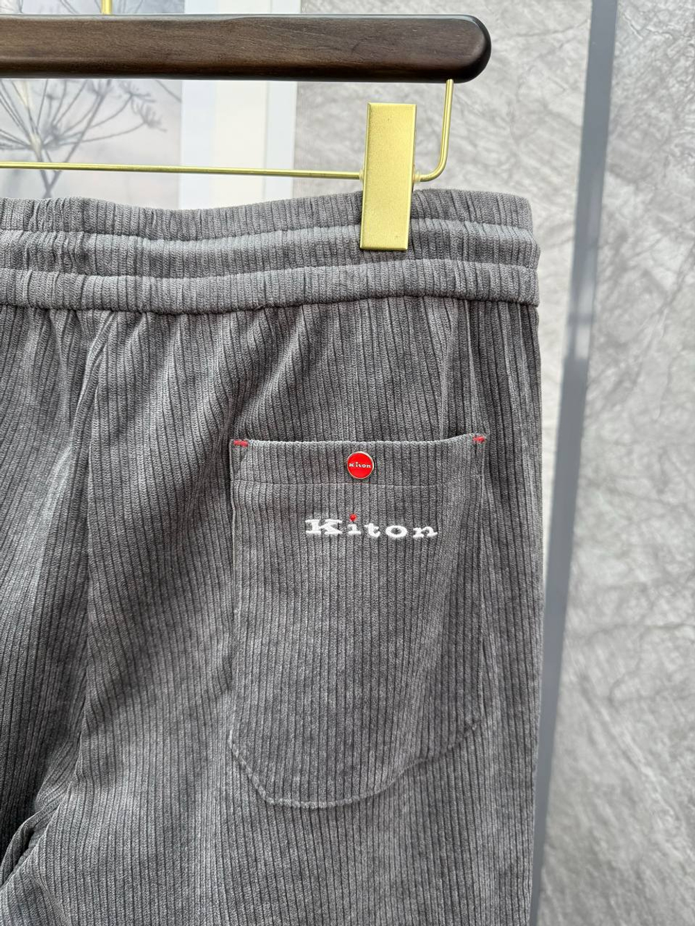 Вельветовые штаны Kiton