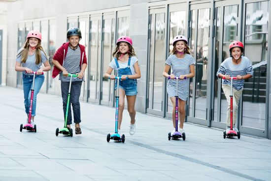 Самокат Maxi Micro Deluxe LED Pink