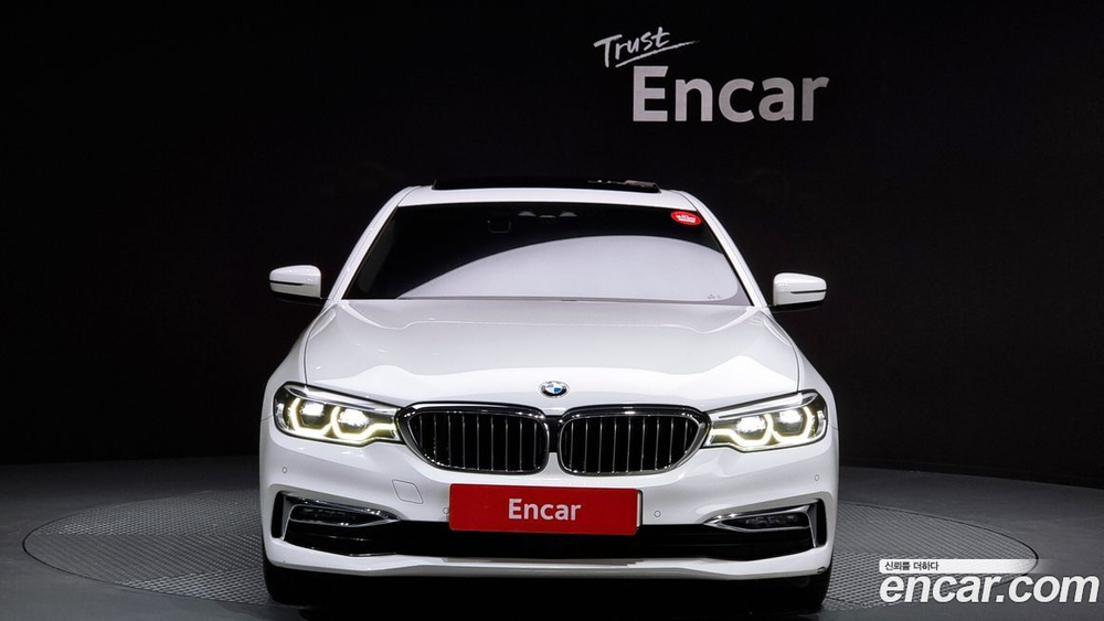 BMW 5 Series (G30) 520d Luxury Plus (08.2019)