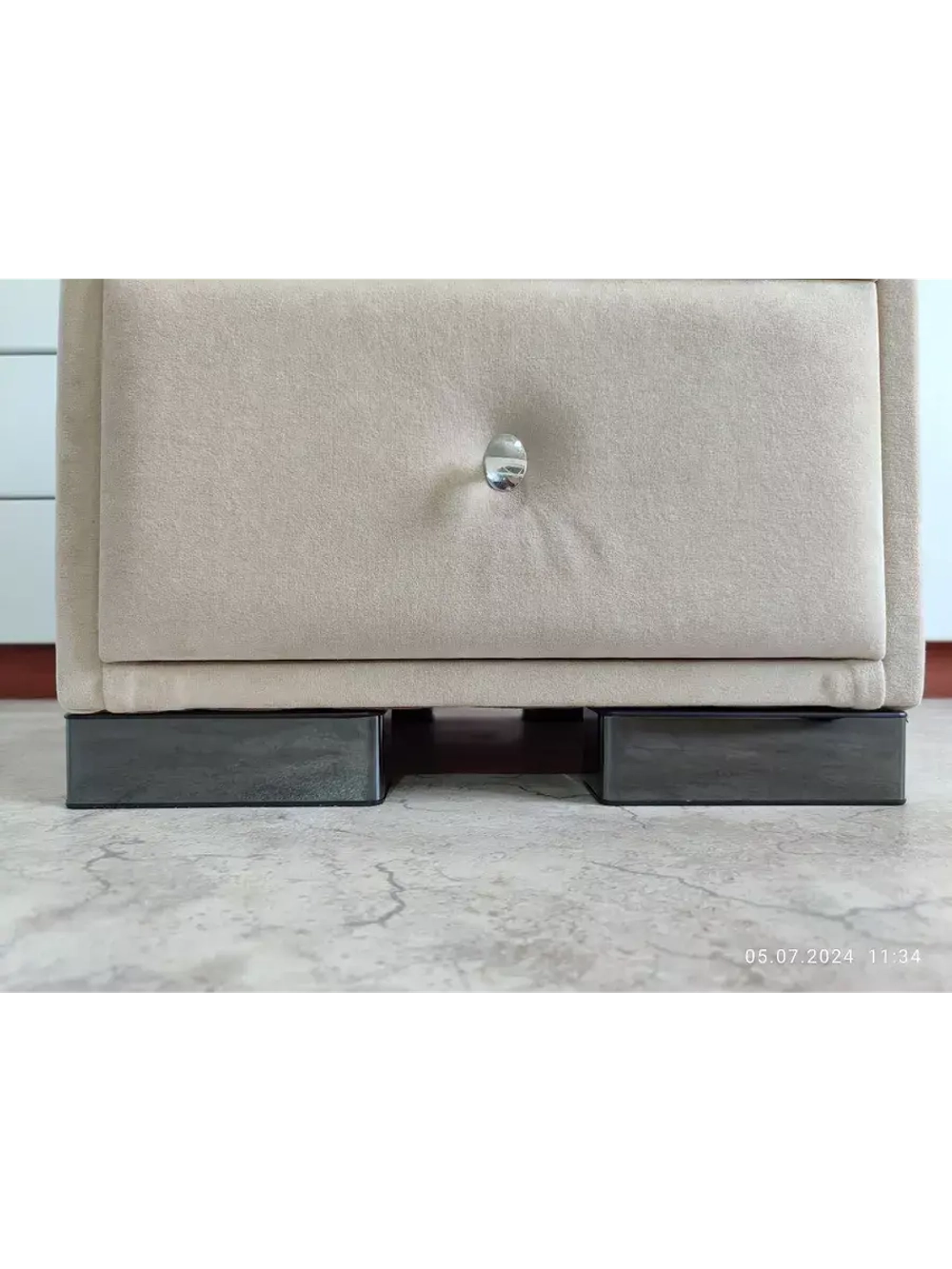 Мебельные ножки пластиковые для дивана шкафа и тумбочки