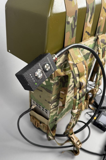 Носимое устройство РЭБ "ЗОНТ S6 200-5900 МГц" + детектор "Защитник Неба" (500W)